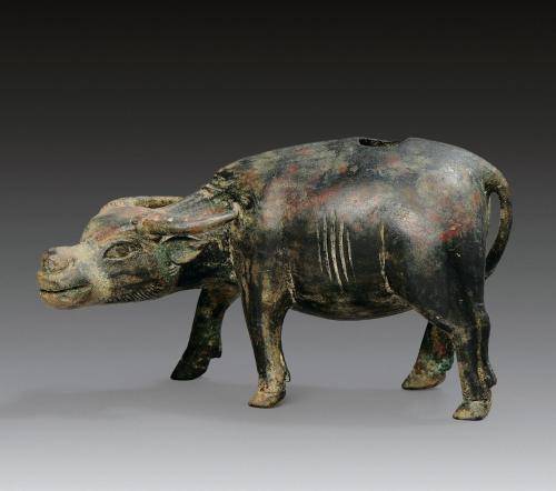 工匠发明了铜牛酷刑,皇帝一高兴说:你先进去试一下