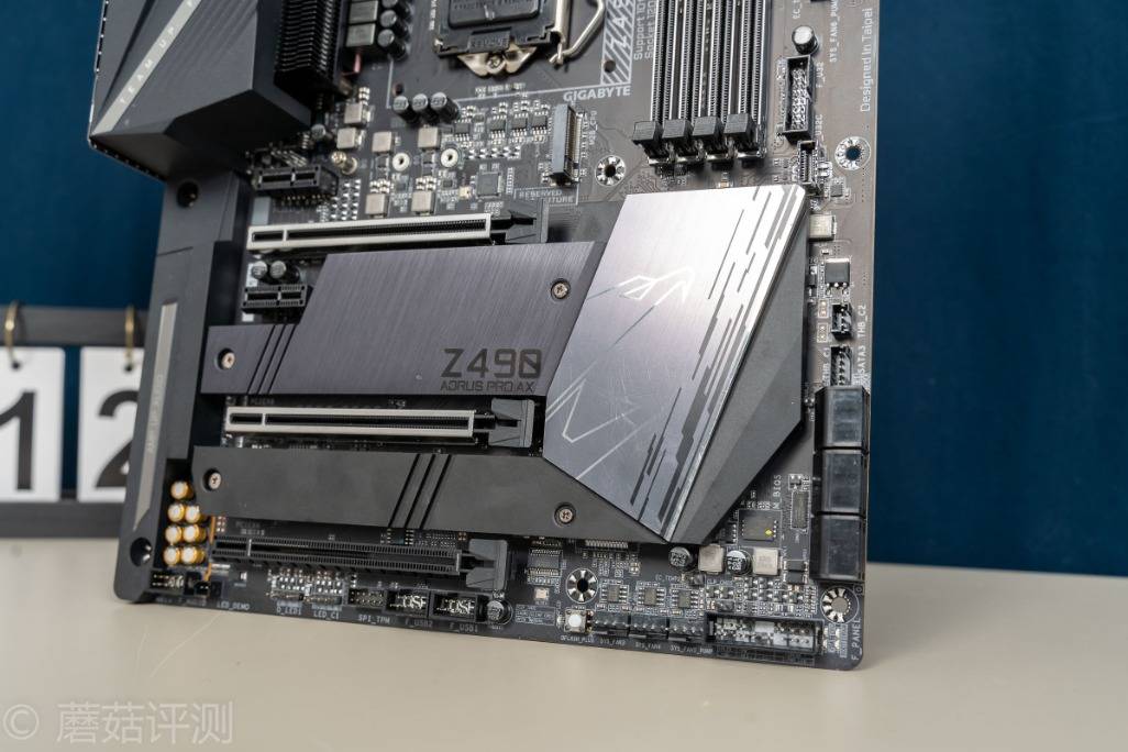 依然是标杆级的高端主板,技嘉(gigabyte)z490 aorus pro ax 小雕pro