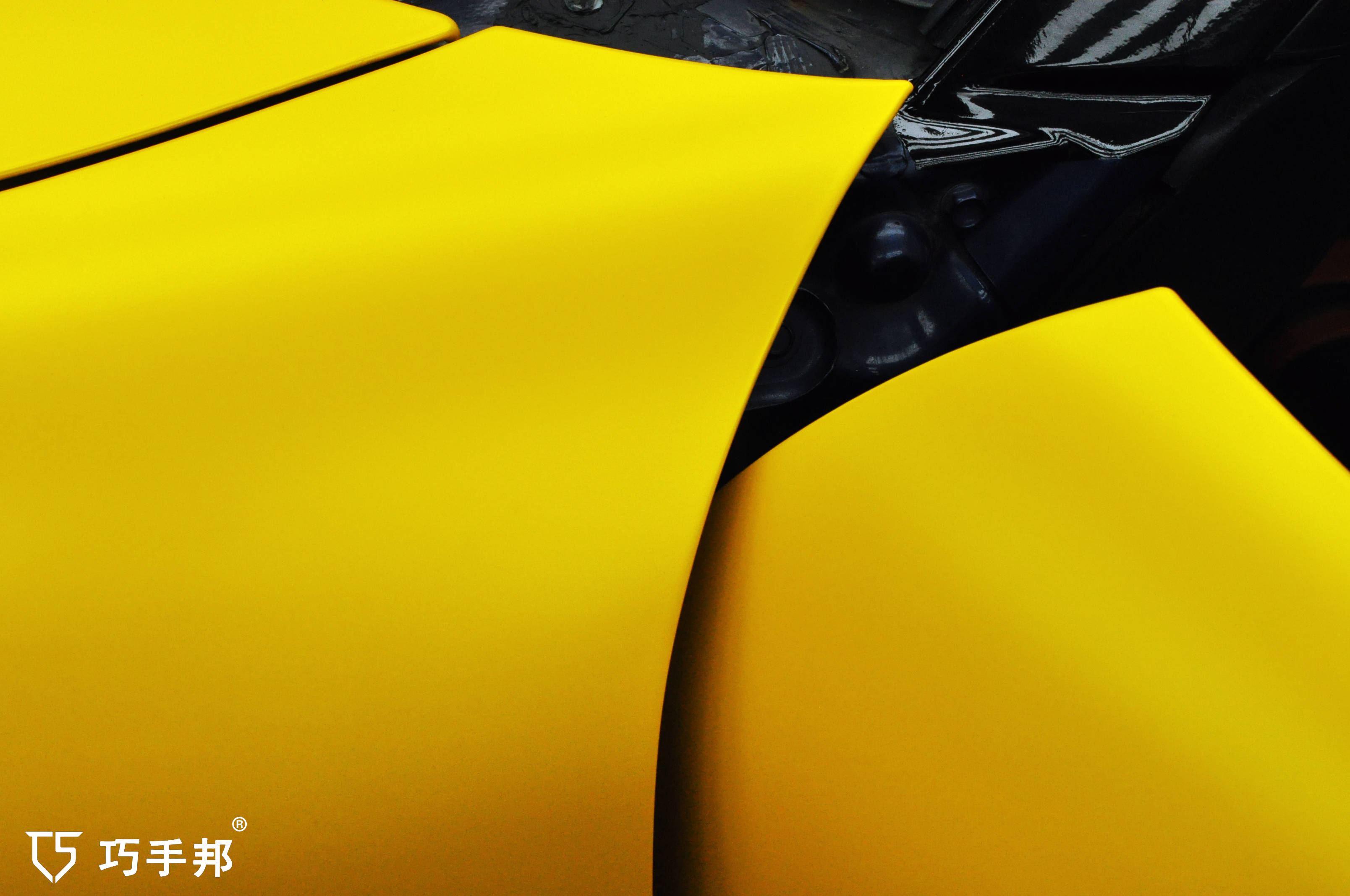马自达mx5装贴改色膜电光金属黄巧手邦