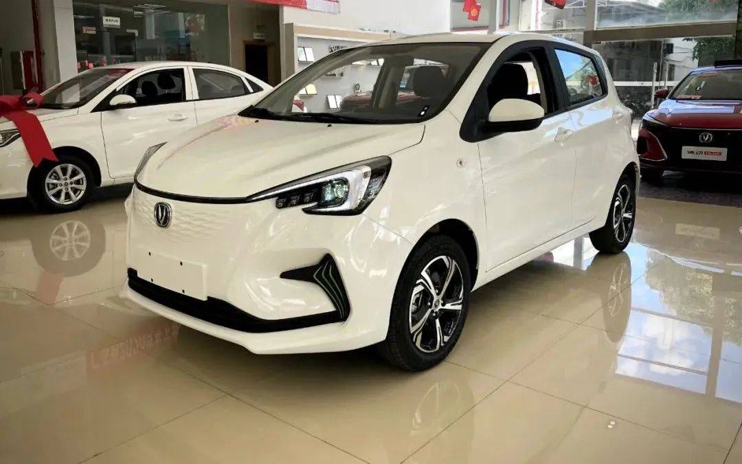 长安奔奔e-star上市 售价6.98-7.48万元_手机搜狐网