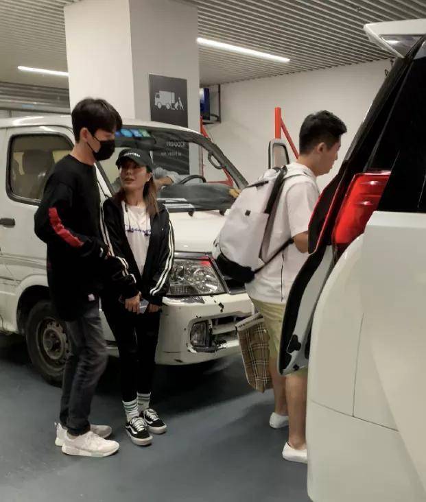 朱一龙与赵雅思多次同框,半夜打游戏恋情曝光?工作人员回应