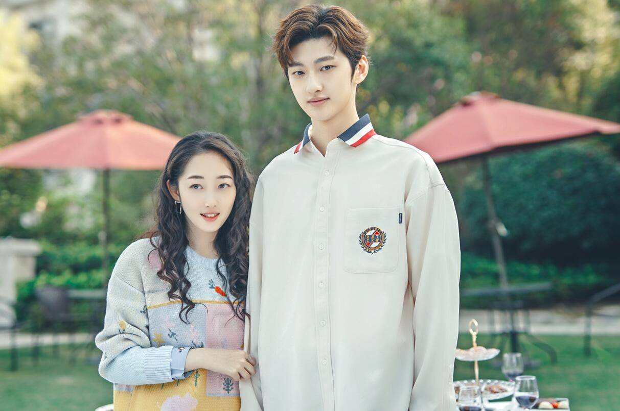 蒋梦婕刘特出来解释下,你们真的不是"带薪谈恋爱"吗?