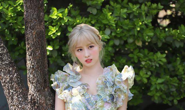 twice成员momo清唱翻车粉丝声援唱歌并非她强项