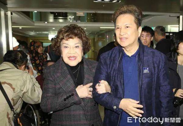 2020年1月,周游和李朝永夫妇继续出席活动,李朝永过去因为外遇让阿姑