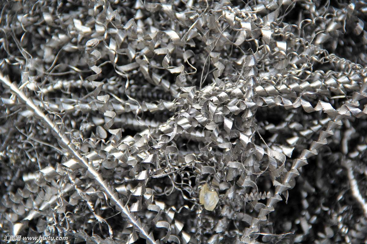 钢屑破碎机钢销破碎机使用哪种设备能破碎