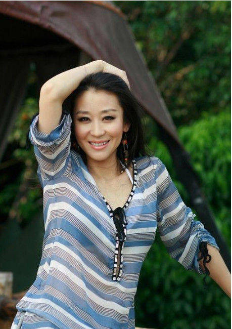 罗晋前女友,32岁嫁大21岁百亿富豪,今生龙凤胎秒杀张雨绮