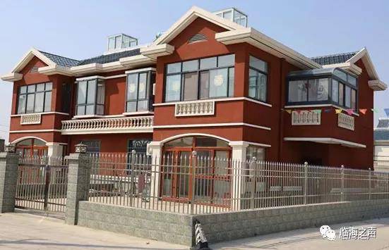 射阳临海镇:欧式民居入画来 乡风文明润心田