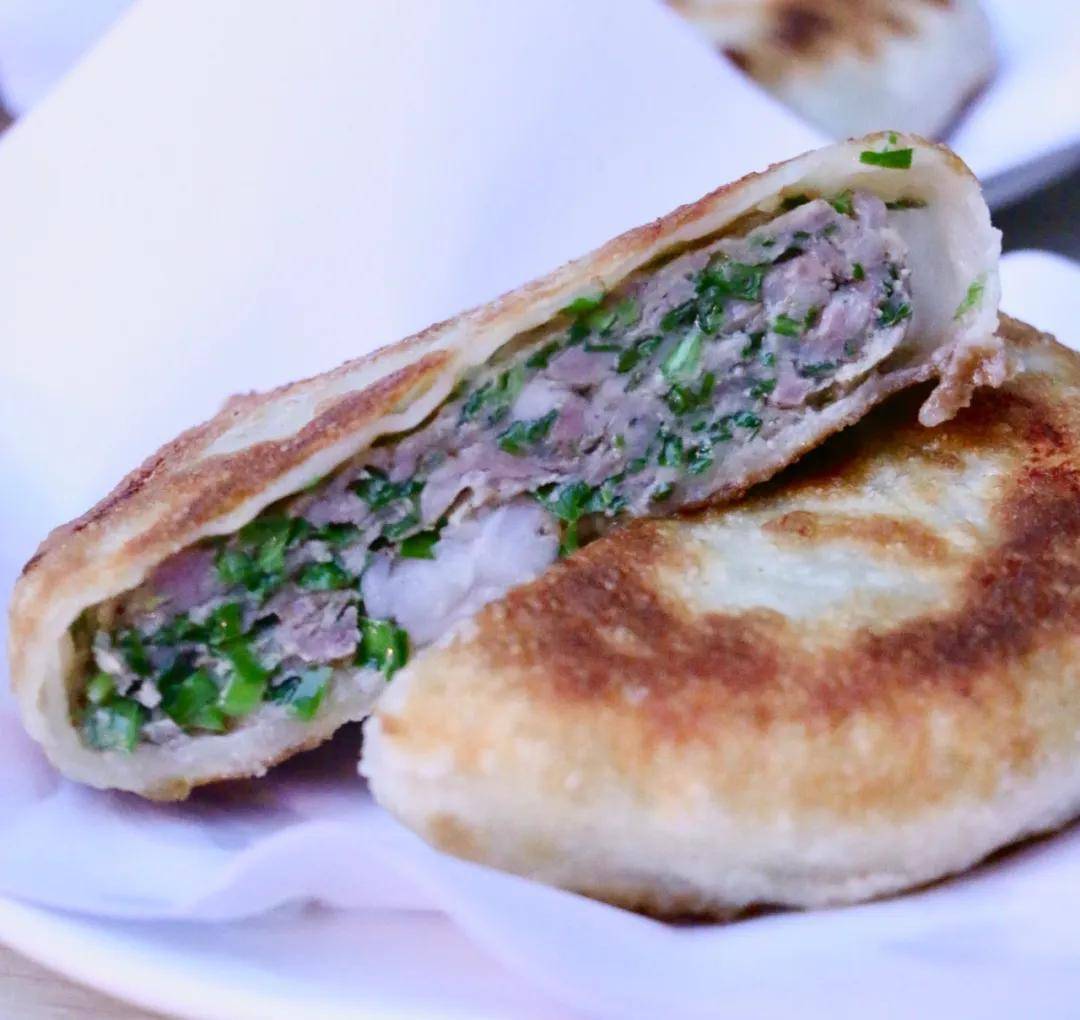 原创龙首原火了6年的东北肉饼,肉馅足有2cm厚!