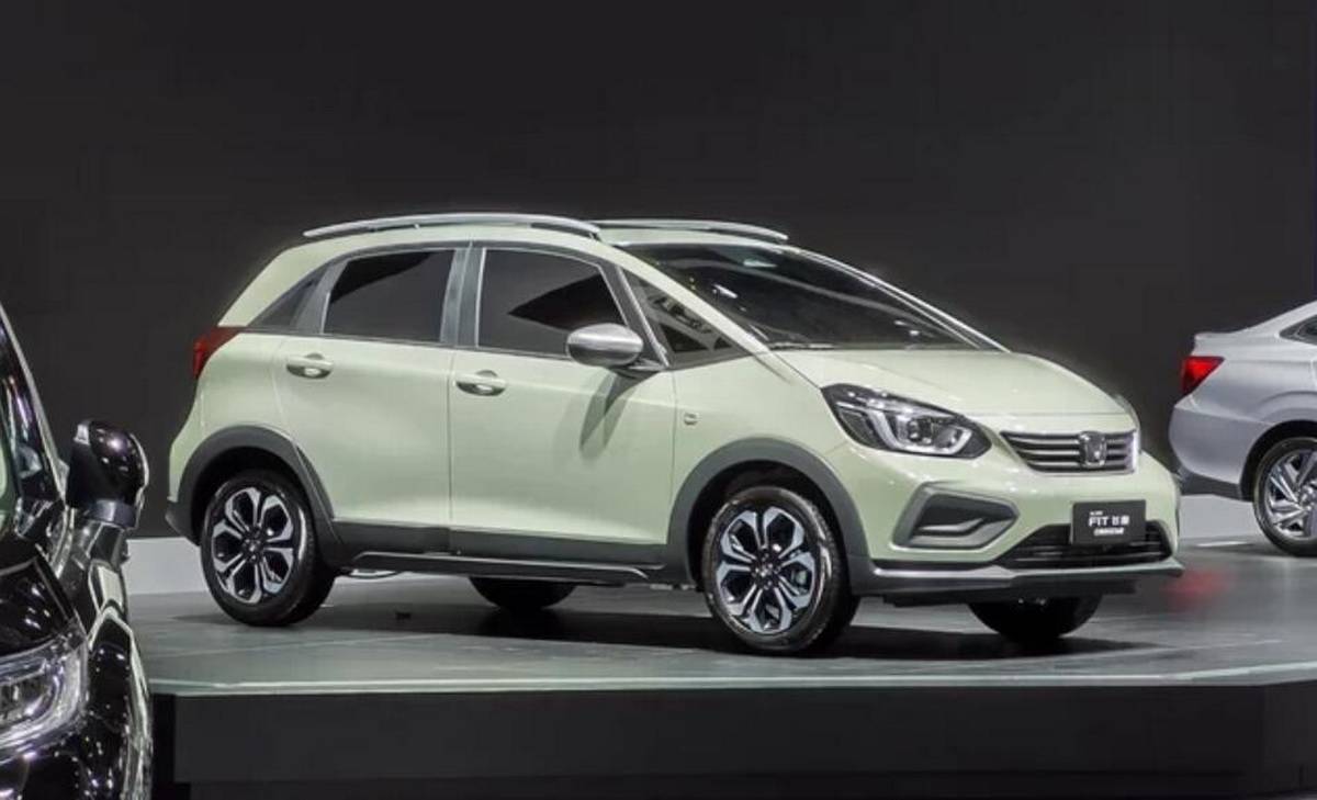 2020粤港澳大湾区车展国产飞度crosstar亮相