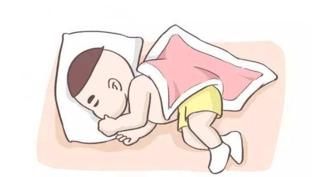 婴儿侧睡姿势正确图图片