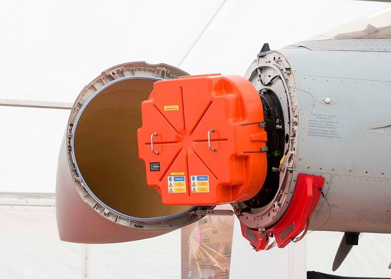 原创欧洲"台风"战斗机终于要配有源相控阵雷达,追赶美俄中维护海外