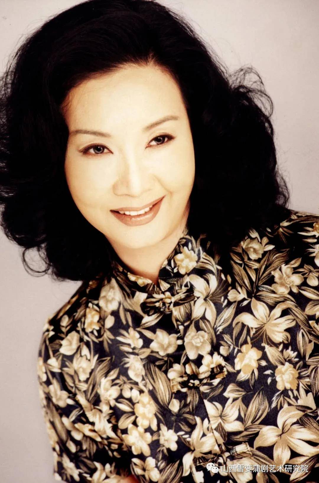 景雪变,国家一级演员,中国戏剧家协会理事,文化部"文华表演奖",中国