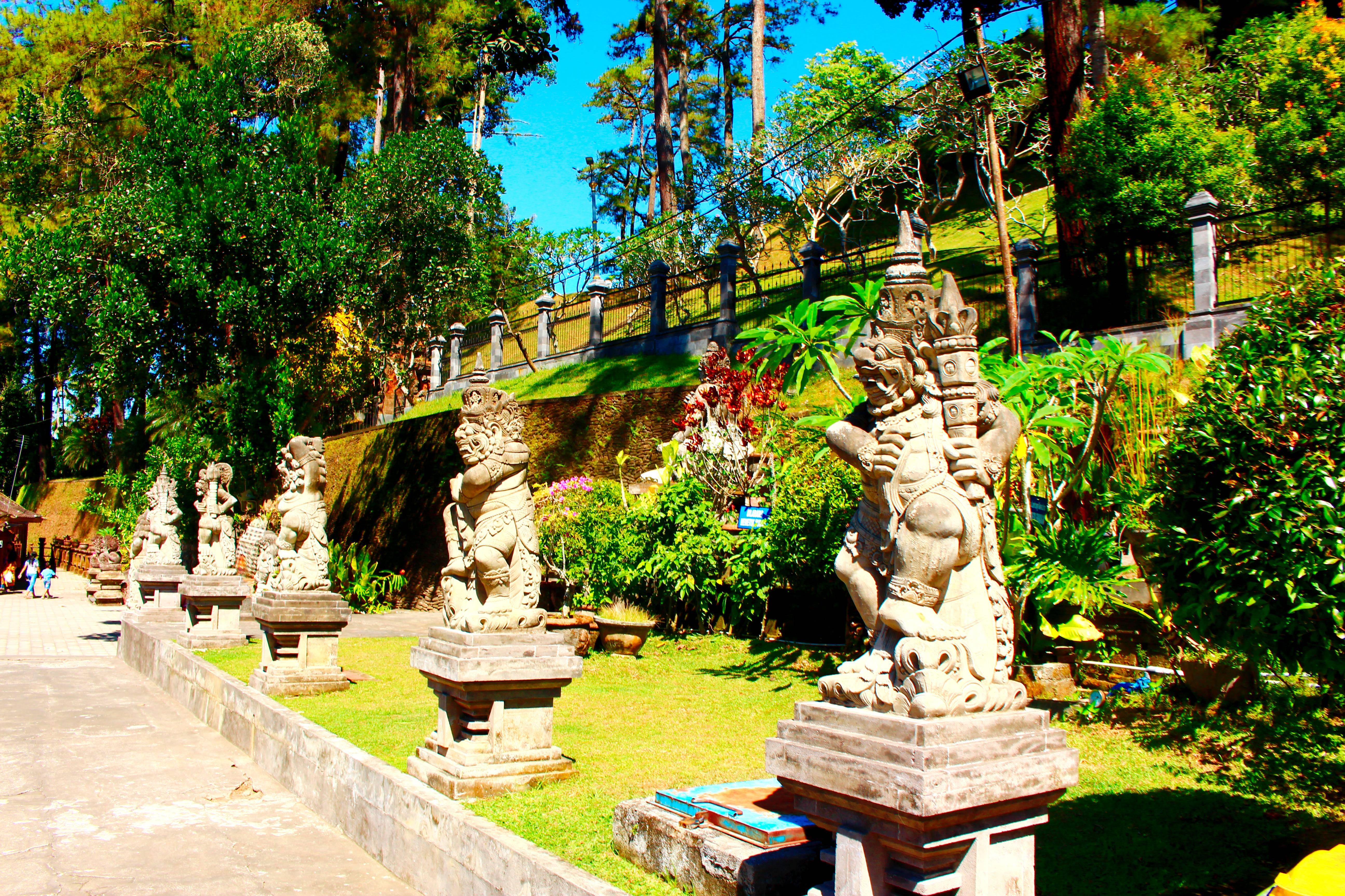 印尼巴厘岛风光 圣泉寺