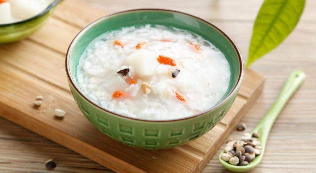 2,小米薏米龙眼粥