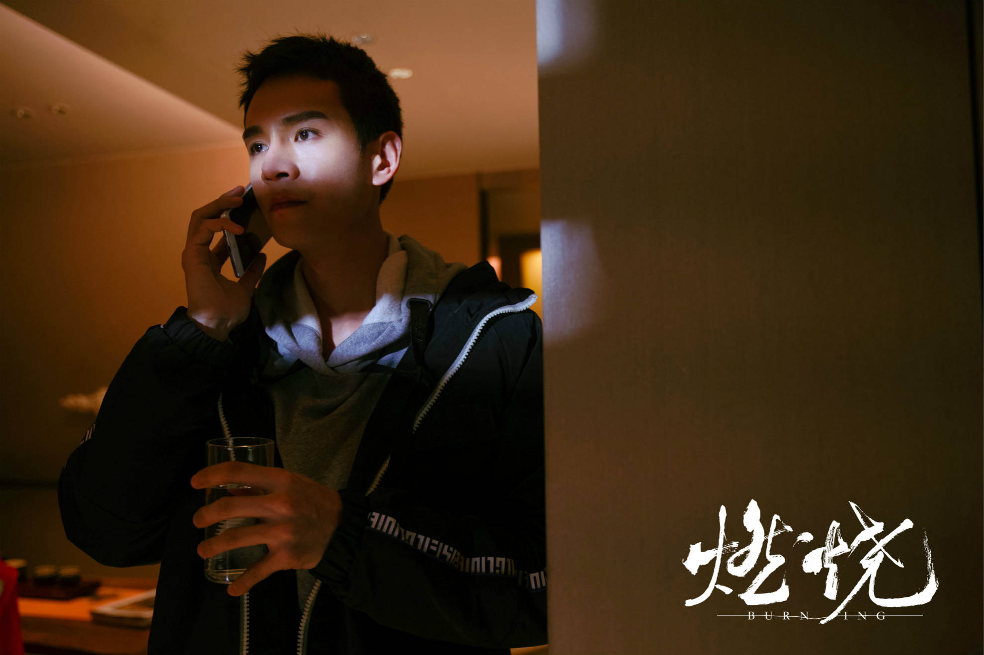 经超燃烧圆满收官重回警队燃爆结局口碑人气双丰收