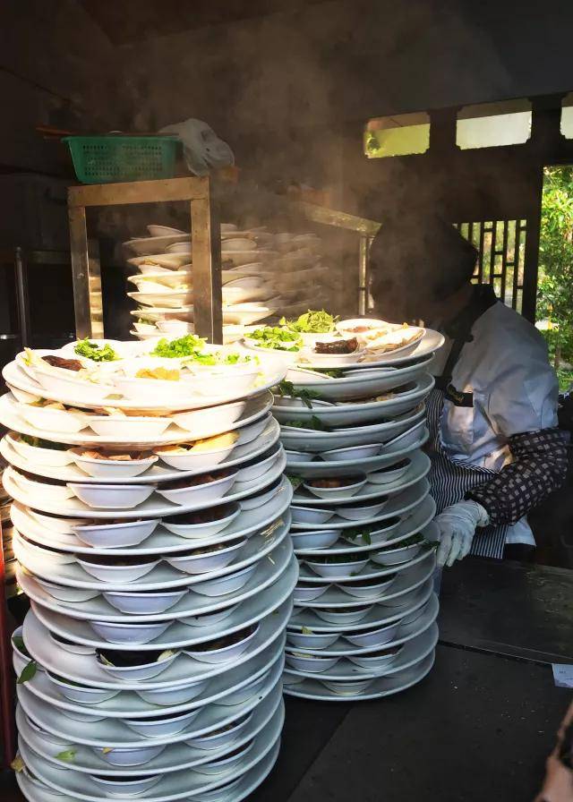 坐落於雲南紅河北岸的千年古城建水美食篇