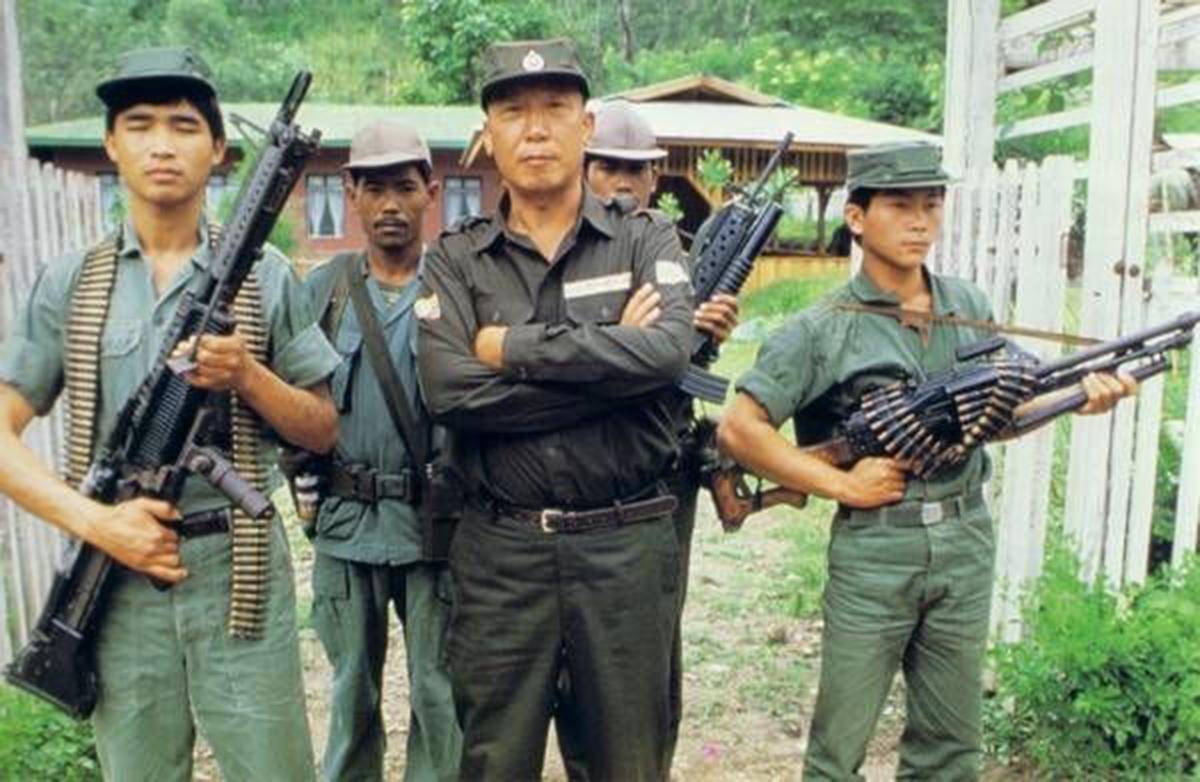 上世纪大毒枭手握6个师,公开宣布独立建国,要美国承认合法性_手机搜狐