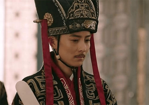 为使百姓安居乐业,皇帝经常大赦天下,大臣:您错了,这根本没用_匡衡