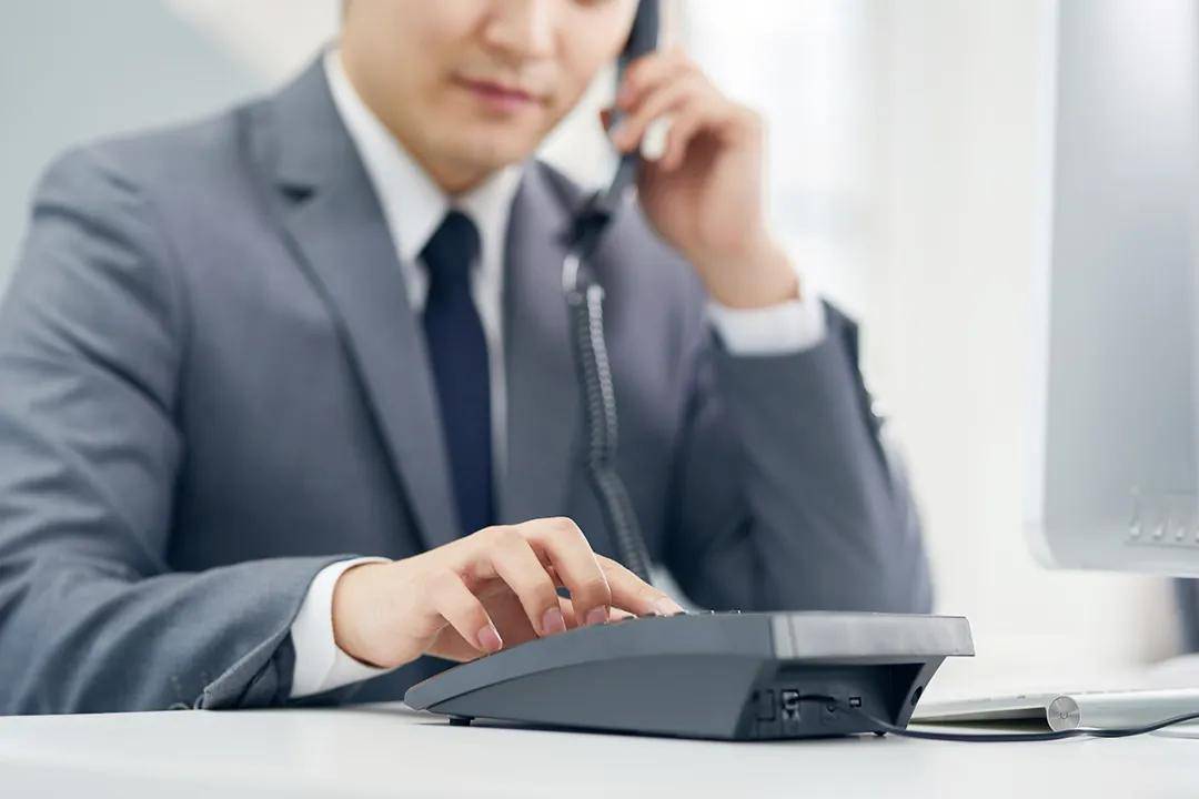 另外,与客户关系的维护并不是到装修完之后就终止的,聪明的销售人员