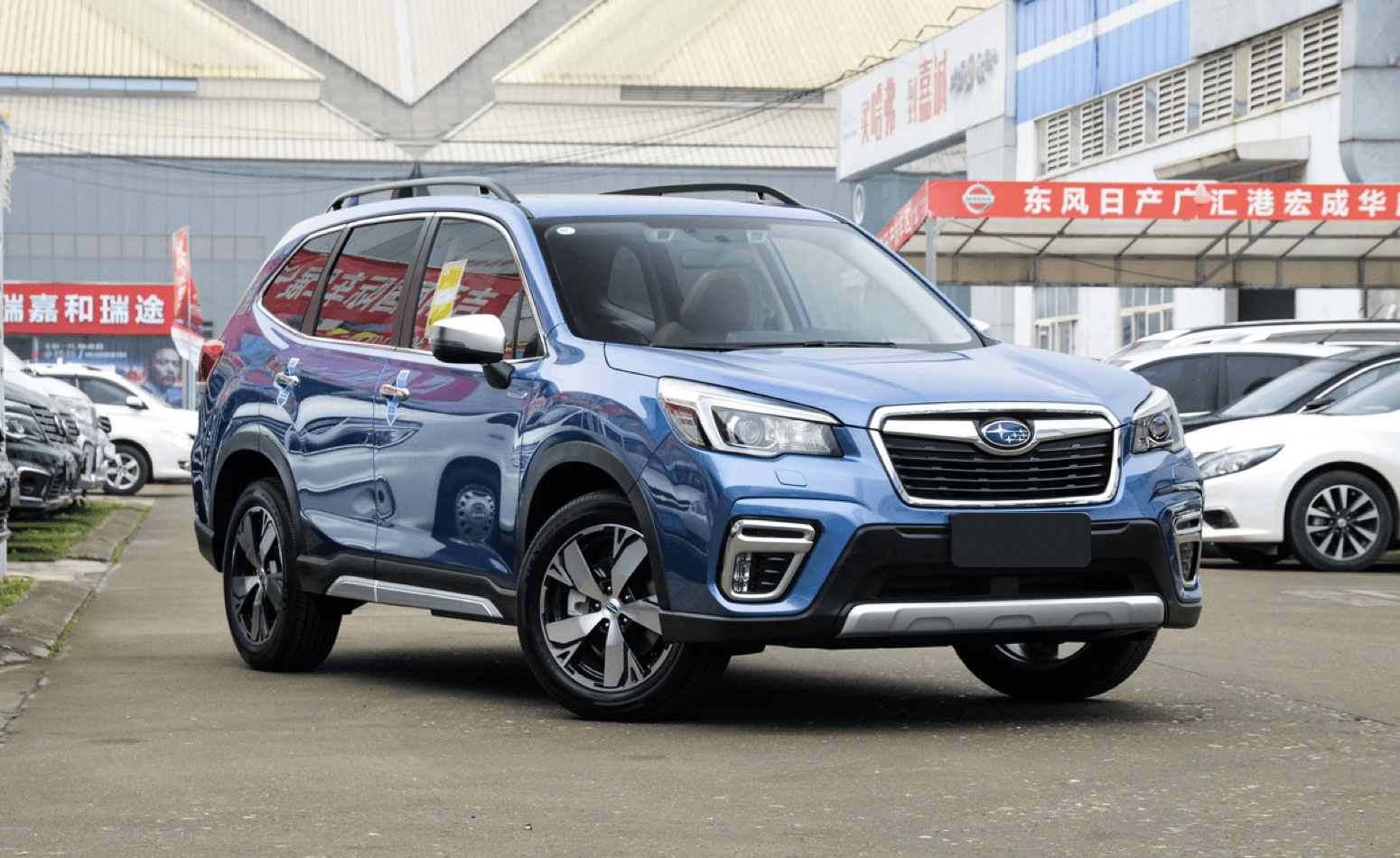 舒适运动你要谁?森林人对比荣放