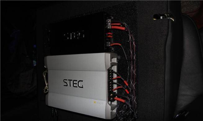 苏州奥迪a6l音响改装隔音升级史泰格k401功放