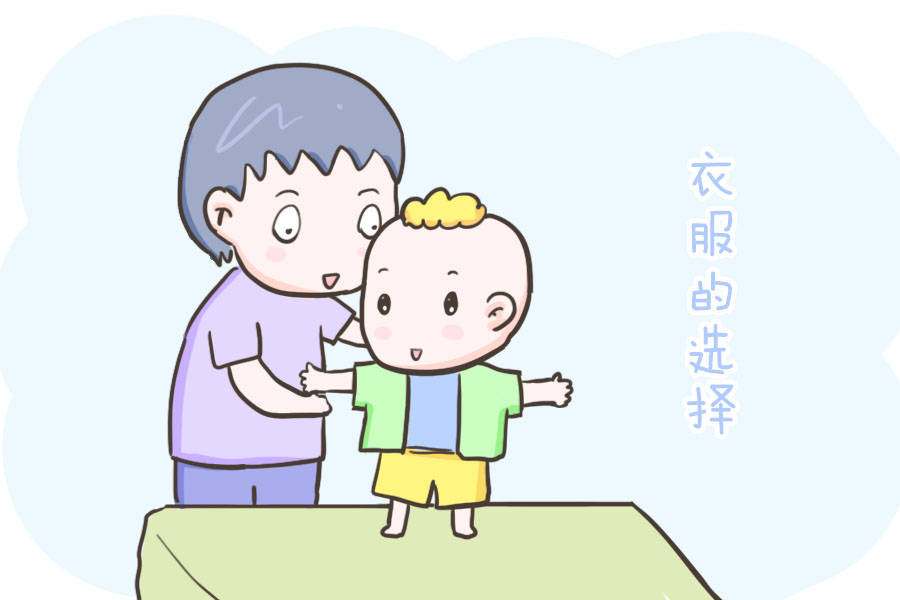 夏季给宝宝穿衣服的注意事项1,由于夏季的天气比较炎热,所以在给宝宝