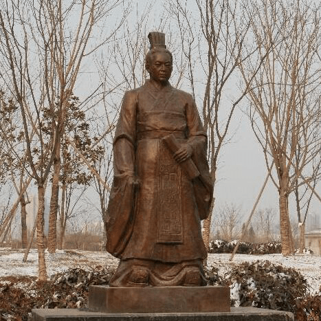 吕不韦 雕像中国五千年文化广博浩瀚,英才辈出.