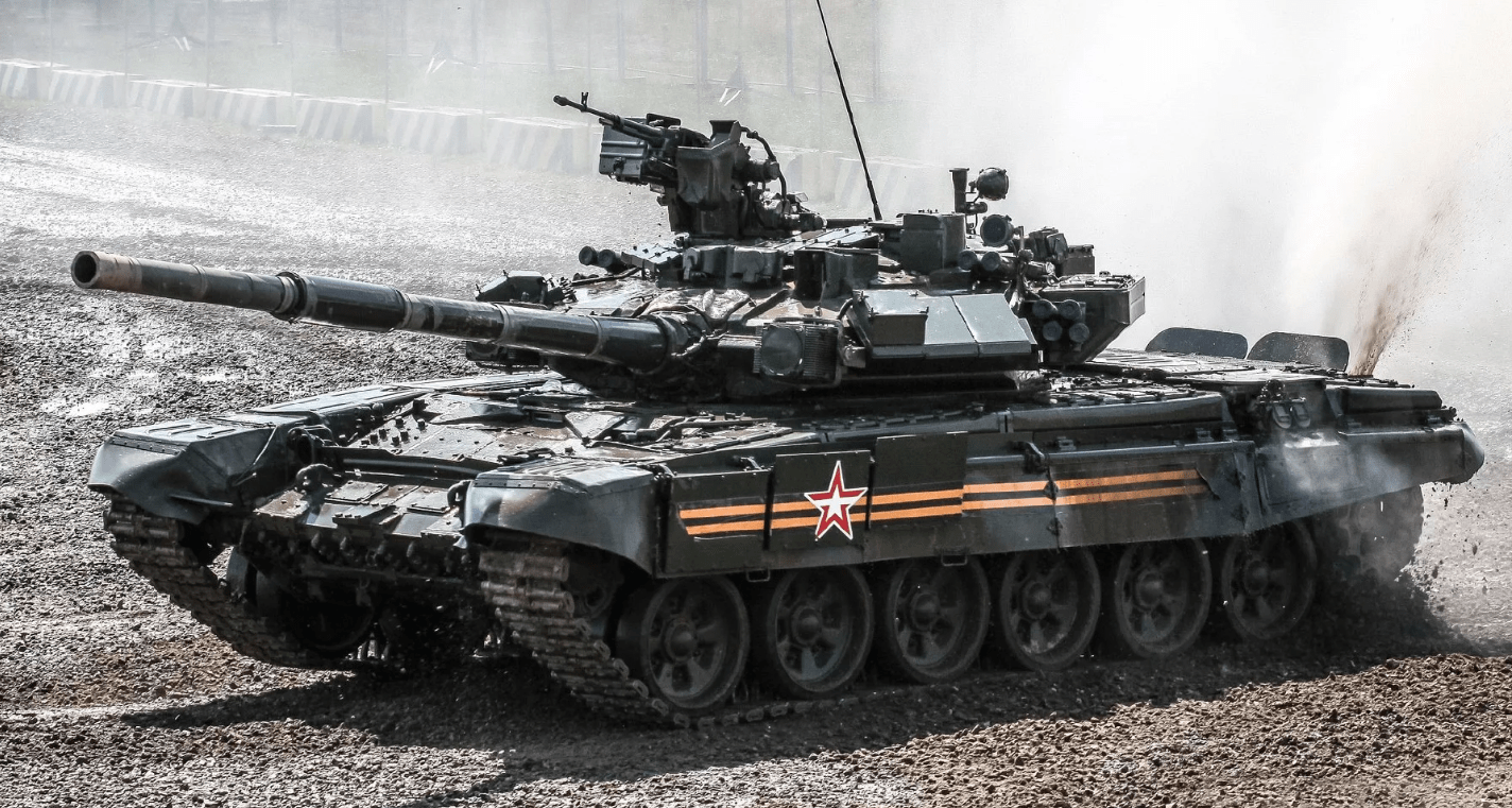 的适应性要比m1艾布拉姆斯强的多,其搭载了防爆装甲等先进构造系统,在