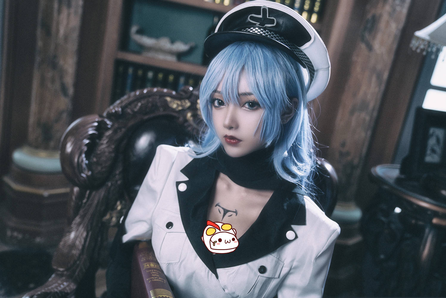 斩·赤红之瞳艾斯德斯cos,小姐姐精美还原,是你喜欢的御姐范吗?