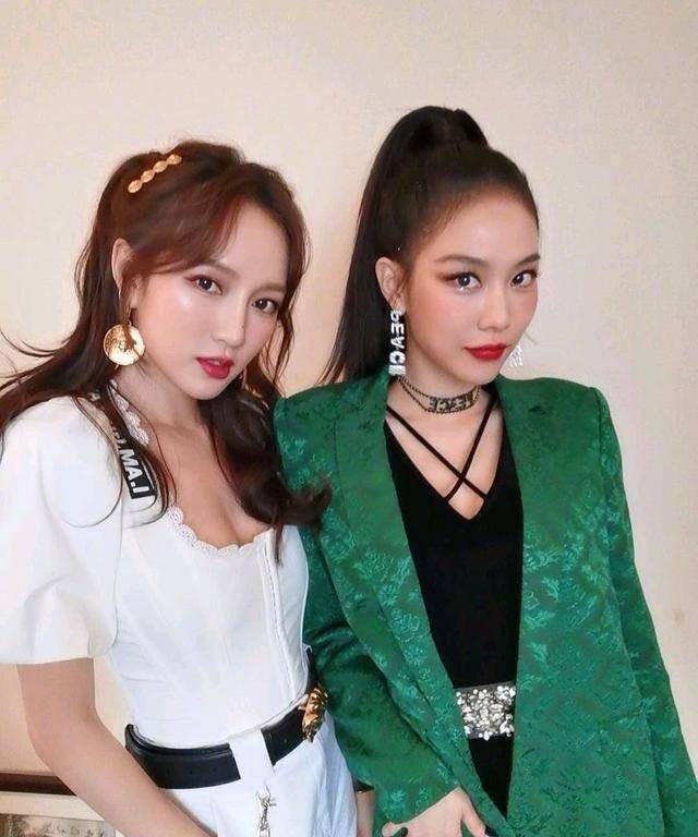 有一种"绝"叫做孟佳的腿!明明身高只有165厘米,腿长却占一半