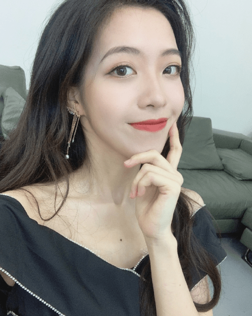 深夜发长文倾诉,theshy却莫名躺枪_希然