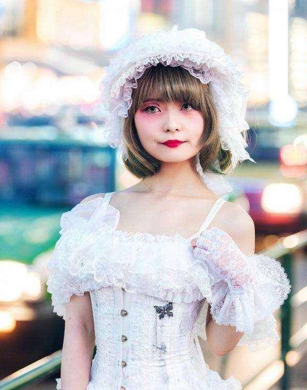 原创网友逛街偶遇lo娘直言道原来我只是讨厌丑的人穿洛丽塔