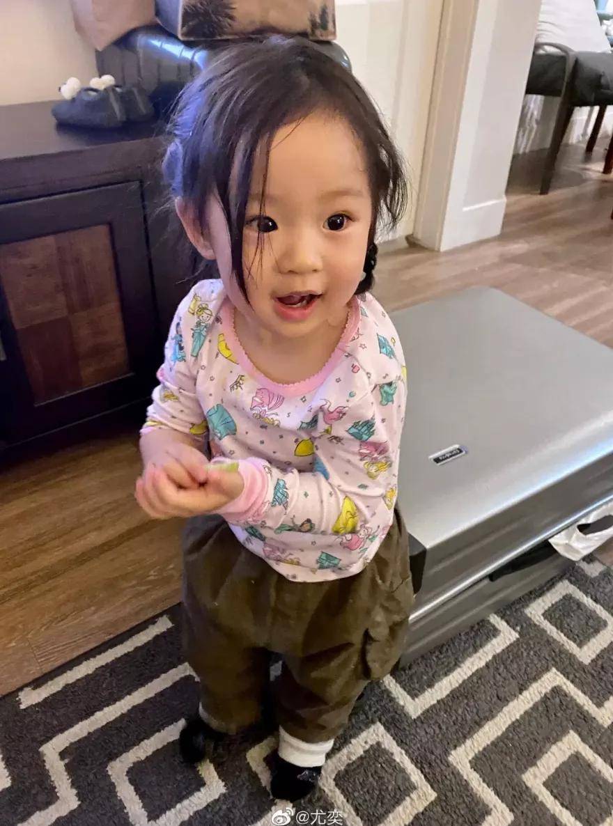 宁静儿子22岁张雨绮龙凤胎郑希怡万茜白冰王智有孩子我村通网