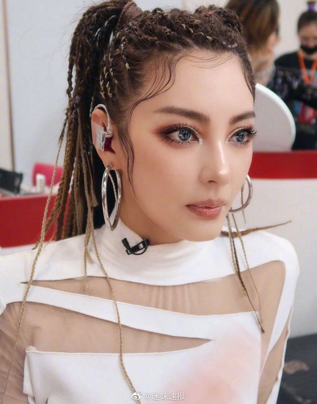 《浪姐》张雨绮练舞身体僵硬 顶胯动作顺拐画面搞笑