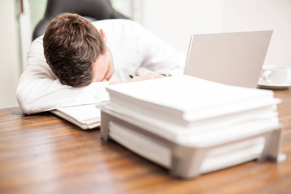 为什么上班坐着,还会感觉疲惫不堪?看了这篇文章你就明白了