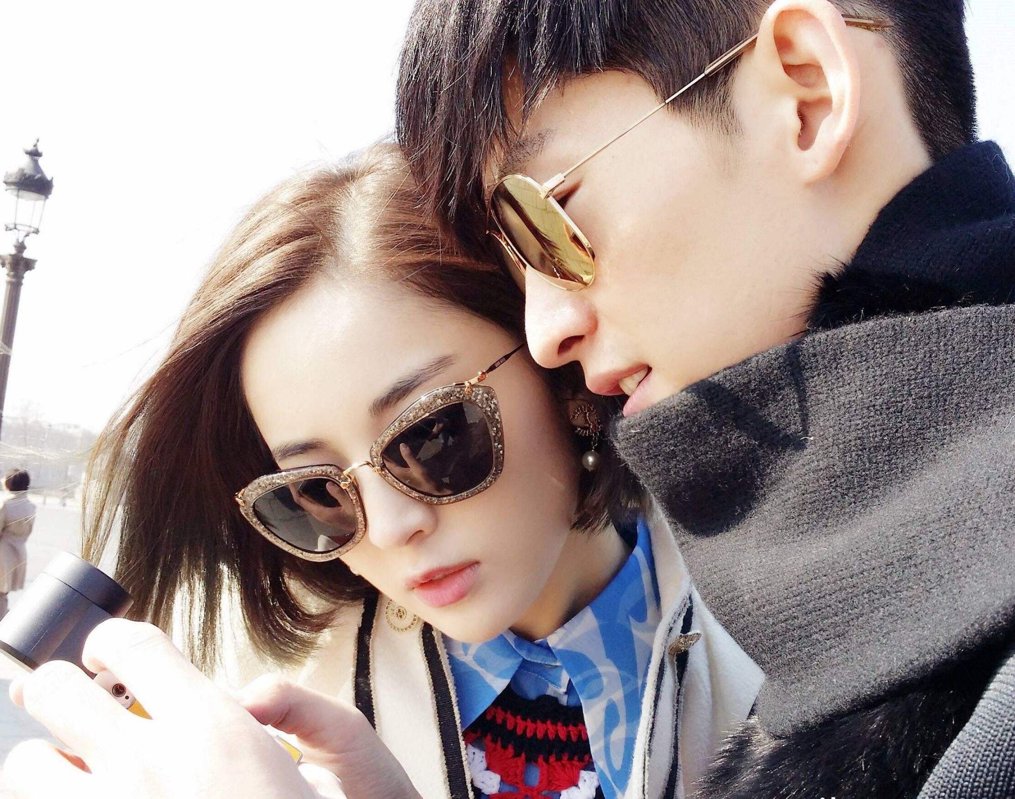 原创郑爽在节目中观看古力娜扎的视频,网友吐槽:脸都黑了