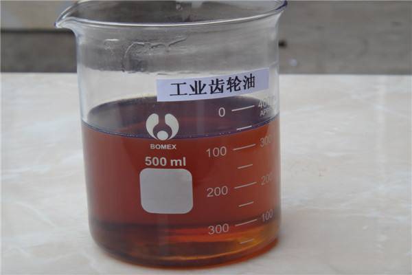 索拉润滑油告诉您如何防止工业齿轮油乳化