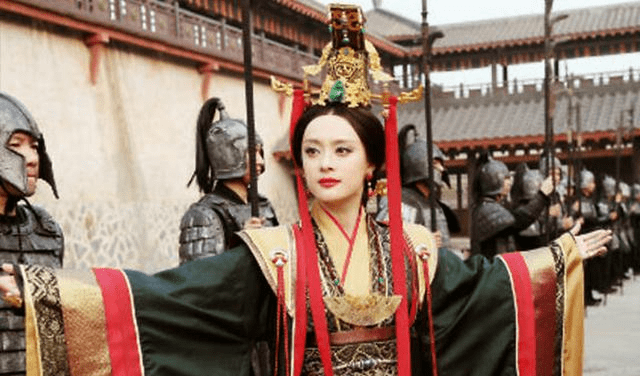 在儿子当上国王之前,宣太后便一直都被老公秦惠文王的王后压得抬不起