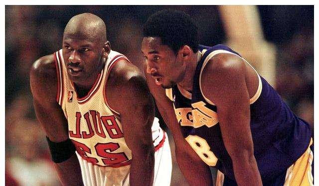 科比与乔丹身高体重相差无几,但臂展相差了10cm.