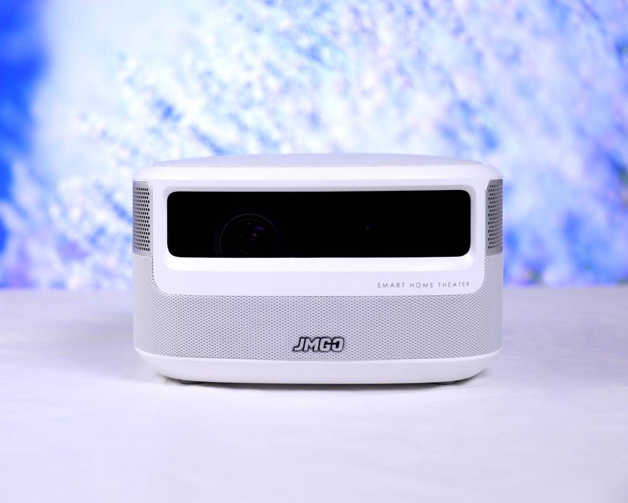 投影仪要画质又要大尺寸坚果j9投影仪让你两者兼得