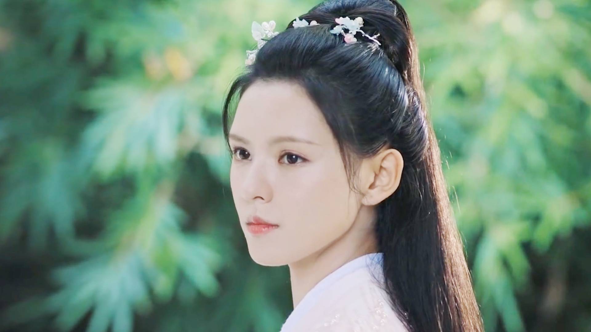 闺蜜换皮囊抢男友,聊斋电影《美人皮》人妖虐恋,像极