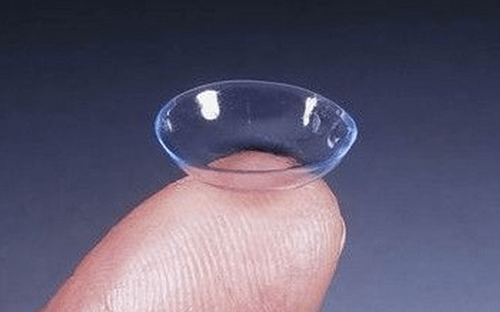 对于很多第一次配戴ok镜的小朋友家长来说,对于镜片更换这事还是比较