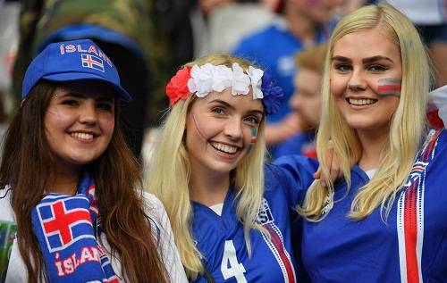 冰岛女球迷