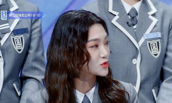 曾可妮性格反差萌,蔡徐坤称她是小学生,蔡卓宜的吐槽太"扎心"