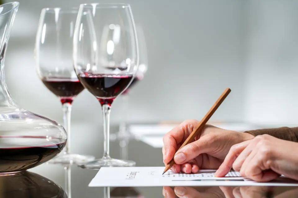 《葡萄酒分析报告》：DTC销售将是未来