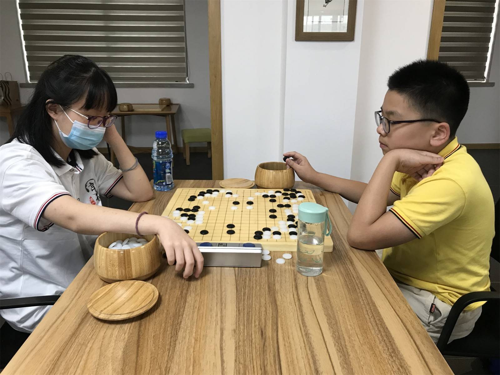 黄与值,华奕徽,强爒,张嵘嵘(外援)傅宇灏(外援)普陀区围棋协会围棋队