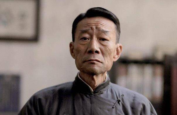 原创出道38年拿下33次影帝,他被评为"最贵演员",一生只接一个代言