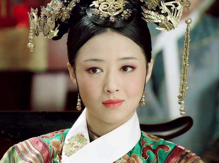 《甄嬛传》里的嫔妃,替身黑化的甄嬛,挚爱皇帝却遭算计的华妃