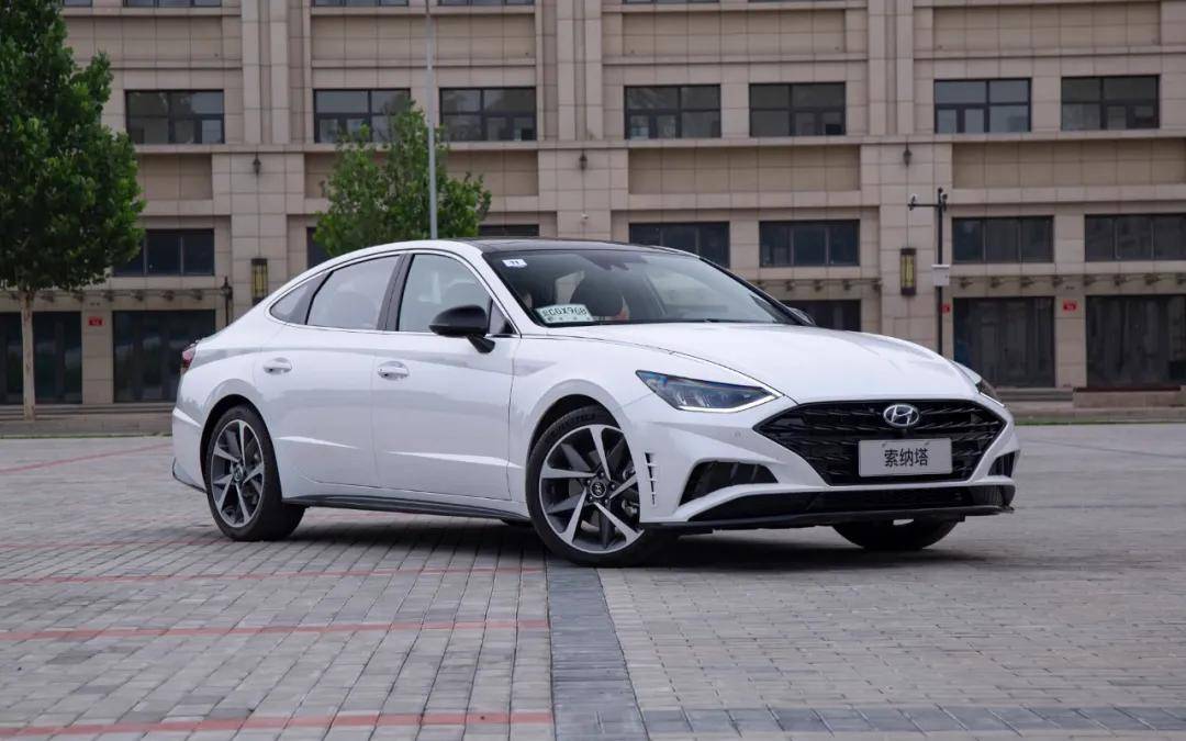 韩流来袭试驾十代索纳塔380tgditop自动旗舰版