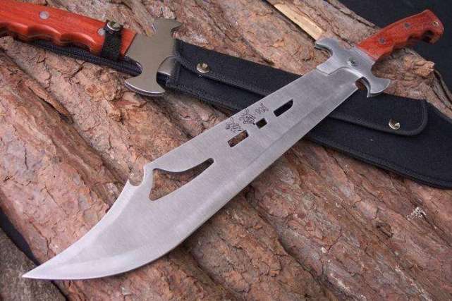 孤身去野外求生4种武器只能选1种为何大多数人拿刀不拿枪